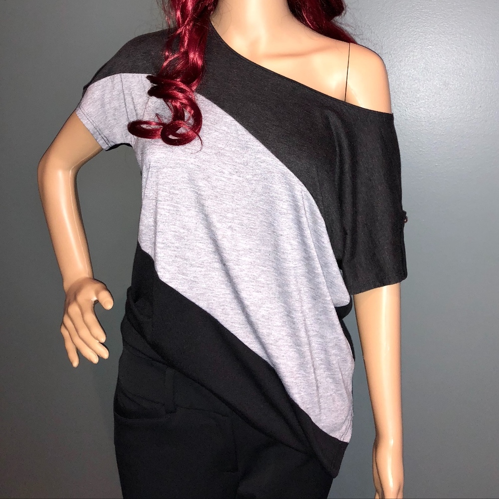 Notations Colorblock Off Shoulder Batwing Top - Picture 3 of 5